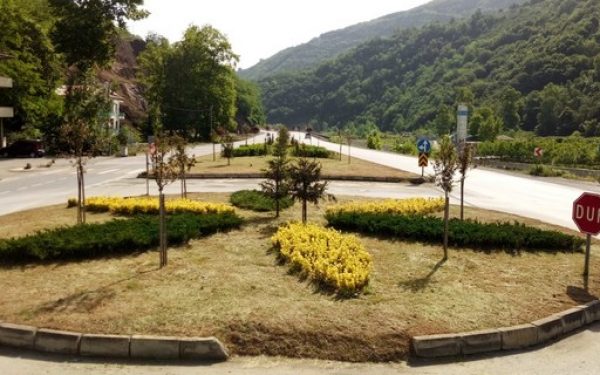 Republic Of Turkey Ministry Of Transport, Maritime And Communications – Directorate General Of Highways Landscaping On The Highways And İntersections Of 10 Th District